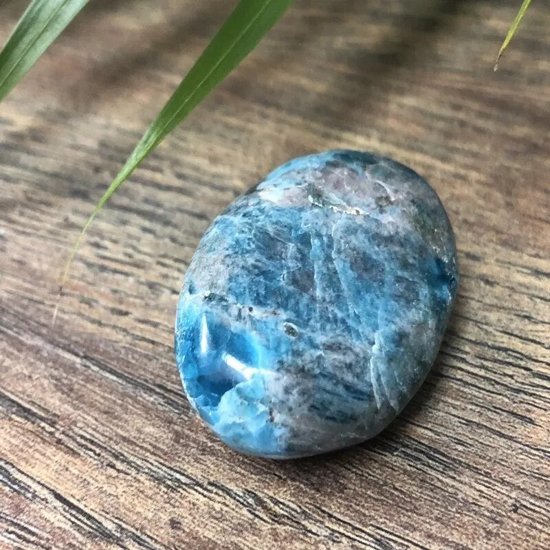 Natural Apatite Pam Stone