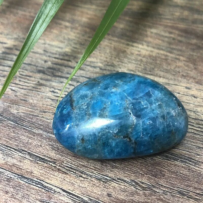 Natural Apatite Pam Stone