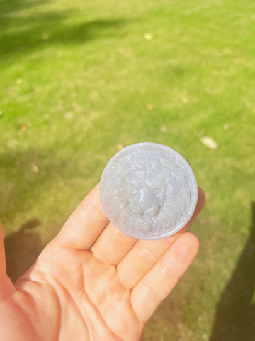 Agate Lion Carving Pendant