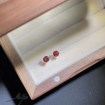 925 Sterling Silver Garnet Stud Earring