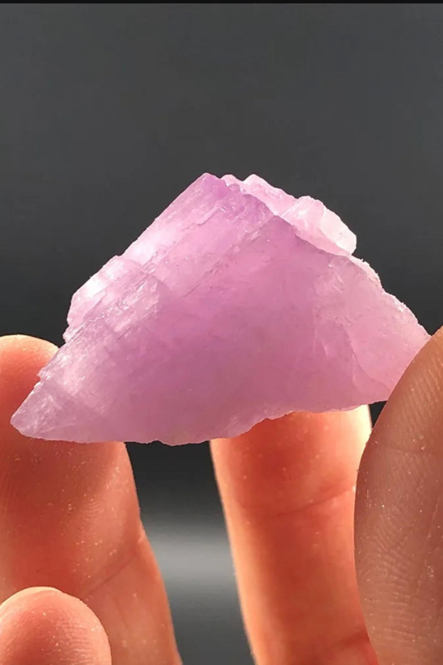 Natural Raw Kunzite Stone