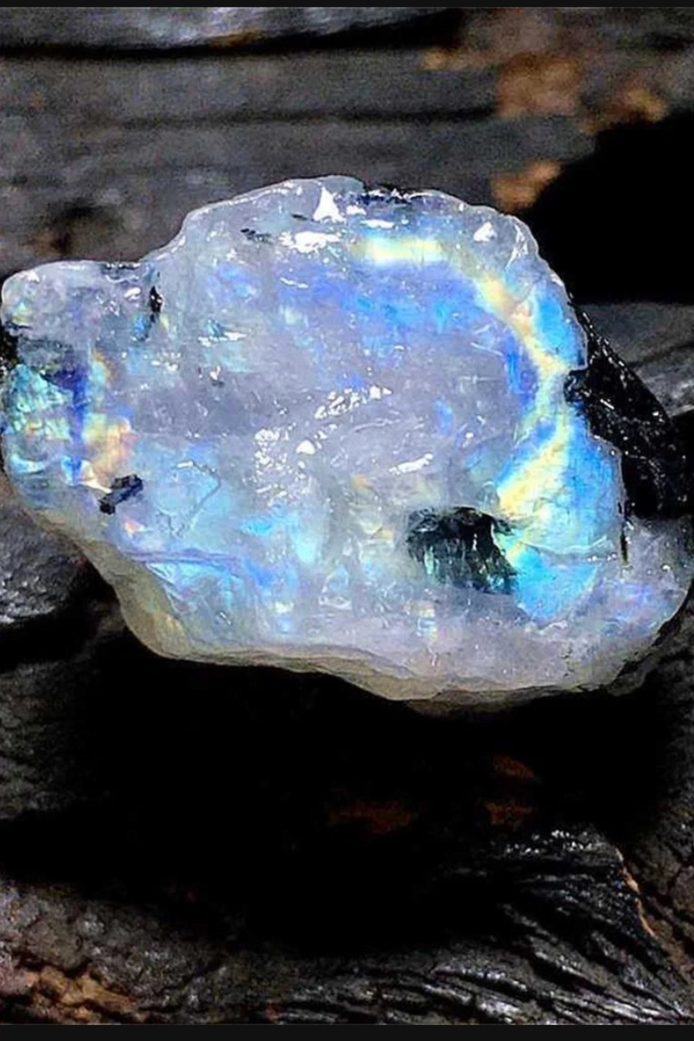 Natural Raw Moonstone